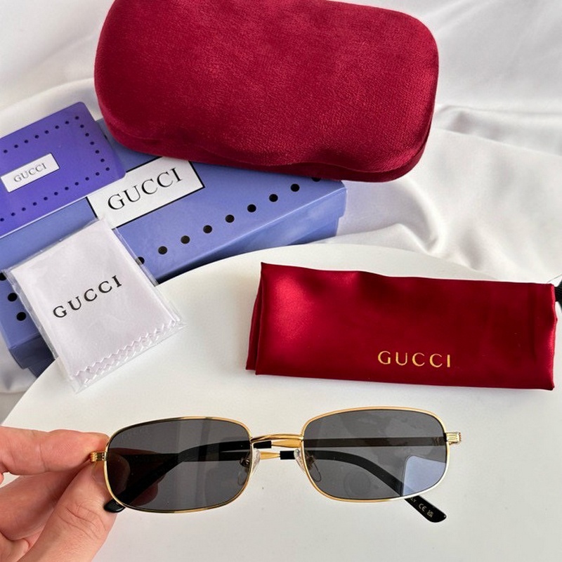 Gucci Sunglasses 189